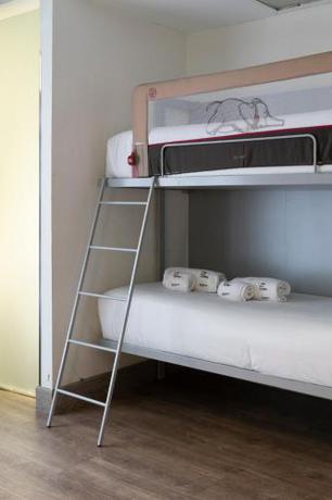 Imagen de la habitación del Hotel Petit Palace Plaza Espa&ntilde;a. Foto 6