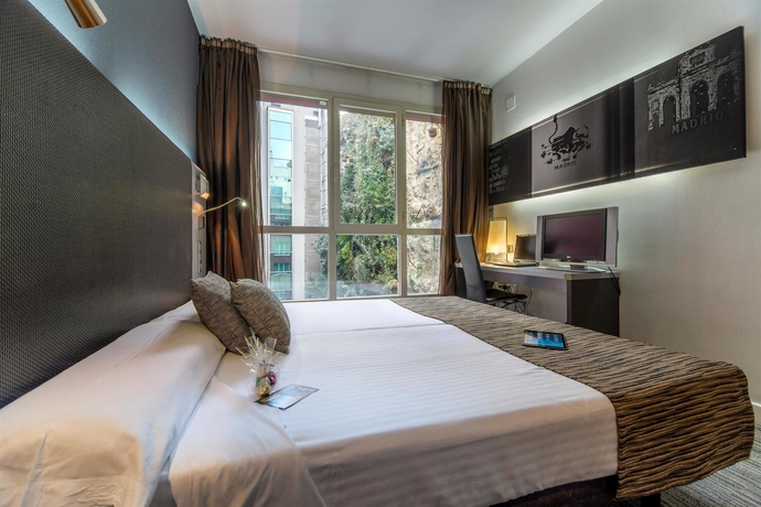 Imagen de la habitación del Hotel Petit Palace Plaza España. Foto 11