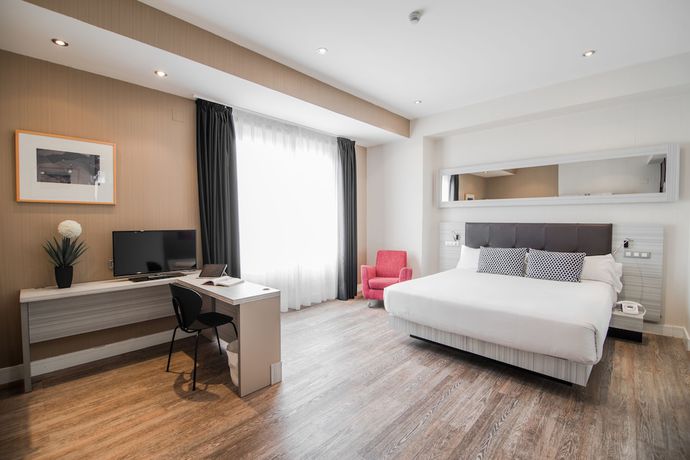 Imagen de la habitación del Hotel Petit Palace Puerta del Sol. Foto 7