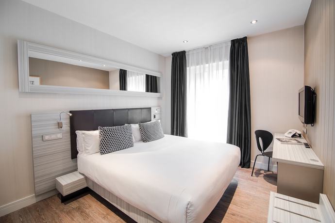 Imagen de la habitación del Hotel Petit Palace Puerta del Sol. Foto 9