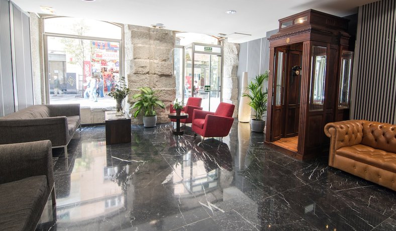 Imagen de los interiores del Hotel Petit Palace Puerta del Sol. Foto 18