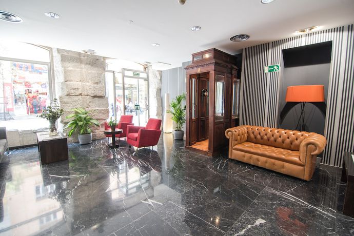 Imagen de los interiores del Hotel Petit Palace Puerta del Sol. Foto 20