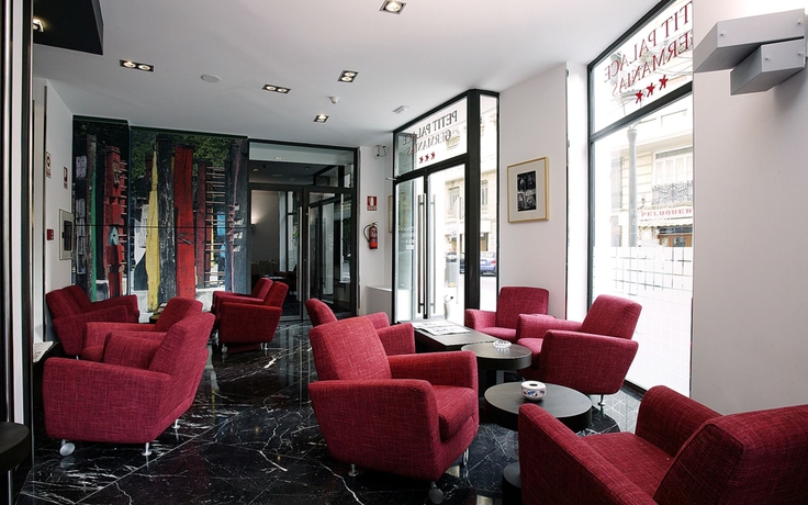 Imagen de los interiores del Hotel Petit Palace Ruzafa. Foto 13