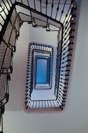 Imagen de los interiores del Hotel Petit Palace Santa Barbara. Foto 15