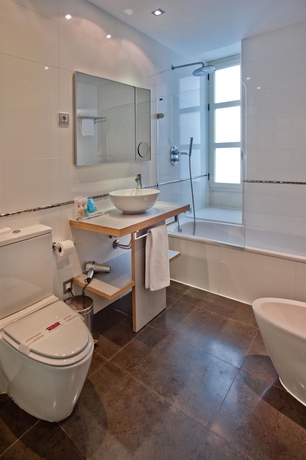 Imagen de la habitación del Hotel Petit Palace Santa Cruz. Foto 8