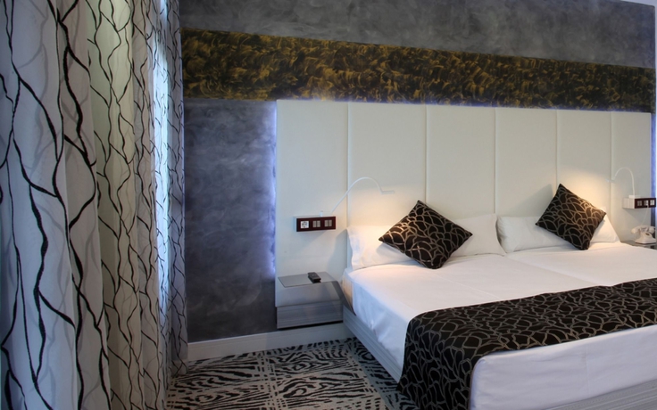 Imagen de la habitación del Hotel Petit Palace Savoy Alfonso XII. Foto 4