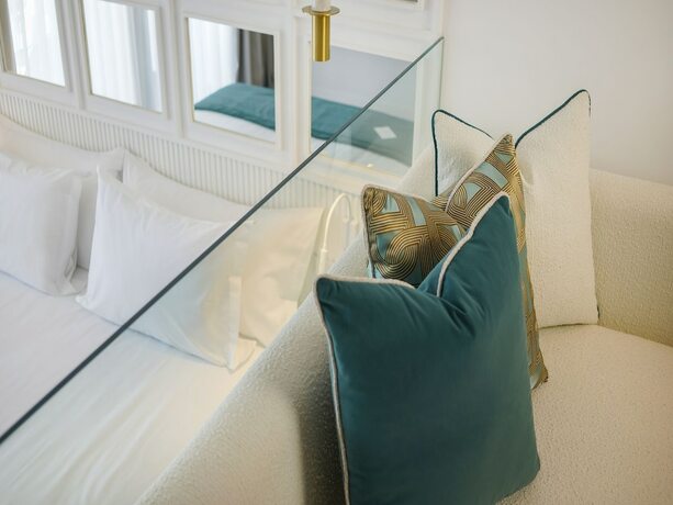 Imagen general del Hotel Petit Palace Suites. Foto 6