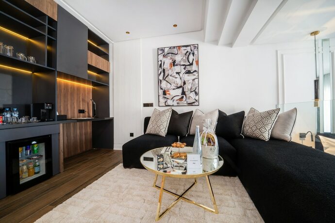 Imagen general del Hotel Petit Palace Suites. Foto 12