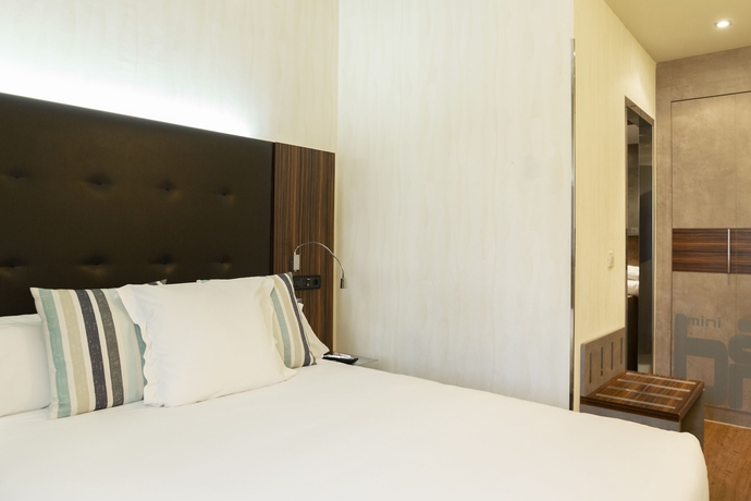 Imagen de la habitación del Hotel Petit Palace Tamarises. Foto 14