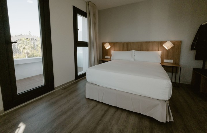 Imagen de la habitación del Hotel Petit Palace Vargas. Foto 8