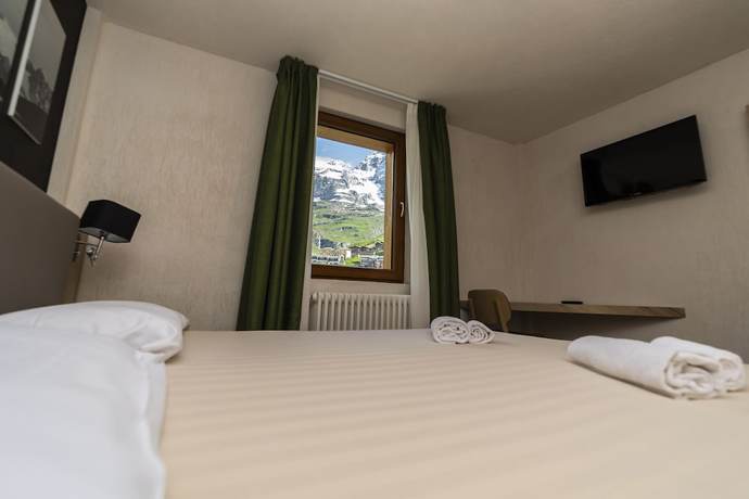 Imagen de la habitación del Hotel Petit Palais, Cielo Alto. Foto 16