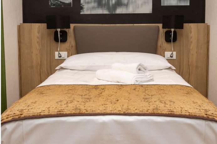 Imagen de la habitación del Hotel Petit Palais, Cielo Alto. Foto 18