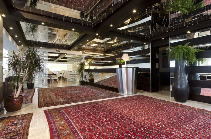 Imagen de los interiores del Hotel Petit Palais, Venecia. Foto 10