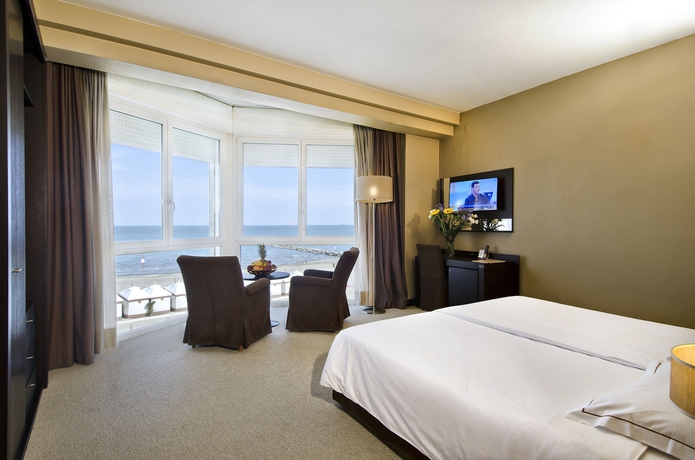 Imagen de los interiores del Hotel Petit Palais, Venecia. Foto 12