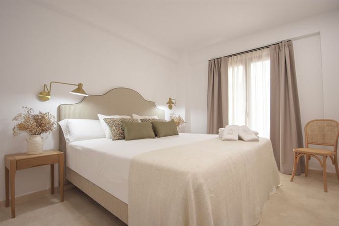 Imagen general del Hotel Petit Paris. Foto 1