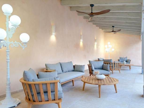 Imagen de los interiores del Hotel Petit Paris. Foto 7