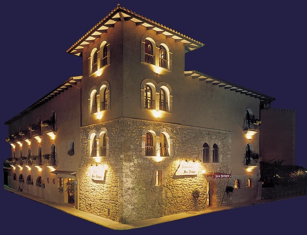 Imagen general del Hotel Petit Restaurante Ses Rotges - Adults Only. Foto 8