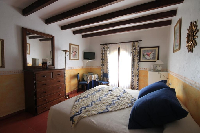 Imagen general del Hotel Petit Restaurante Ses Rotges - Adults Only. Foto 13