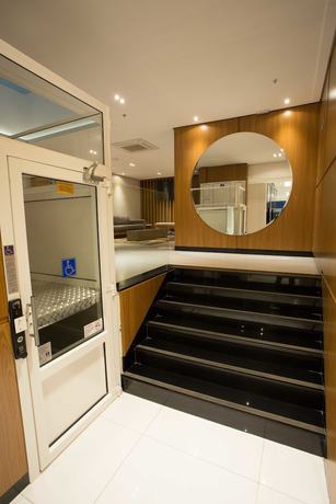 Imagen de los interiores del Hotel Petit Rio. Foto 18