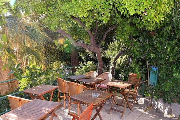 Imagen general del Hotel Petit Royal. Foto 5