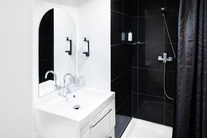 Imagen de la habitación del Hotel Petit Saint Honoré. Foto 9