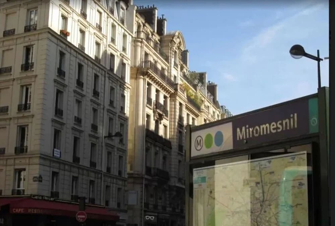 Imagen general del Hotel Petit Saint Honoré. Foto 2