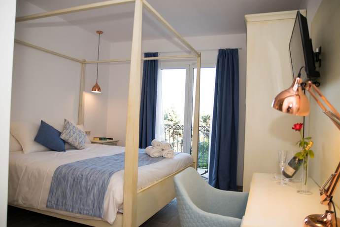 Imagen de la habitación del Hotel Petit Sant Miquel. Foto 10