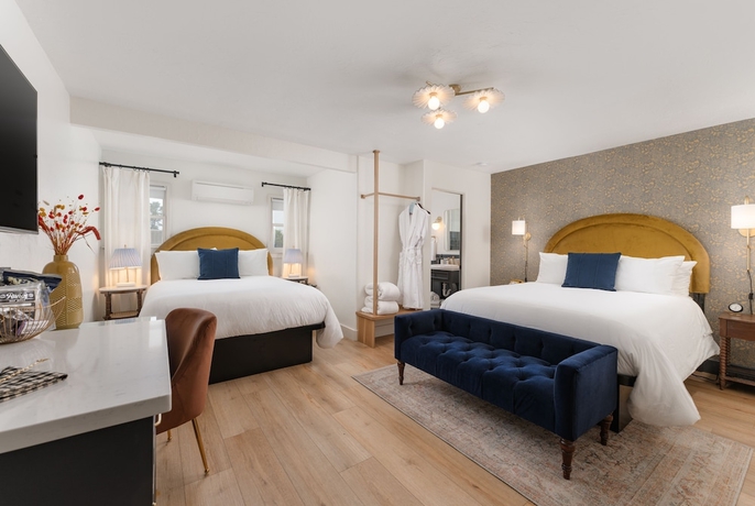 Imagen de la habitación del Hotel Petit Soleil. Foto 4