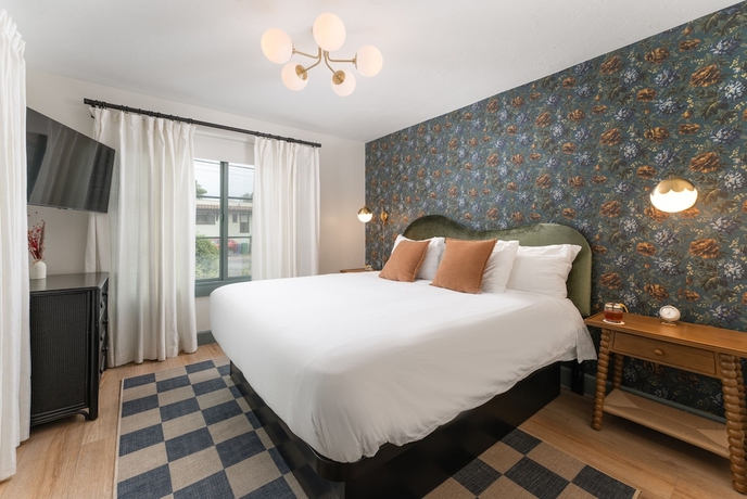 Imagen de la habitación del Hotel Petit Soleil. Foto 6