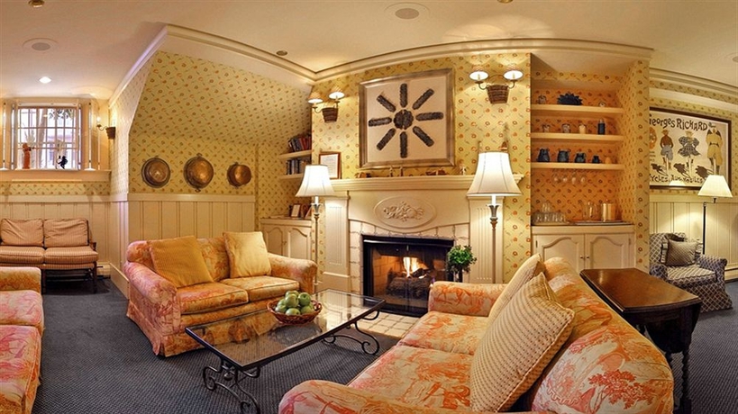 Imagen de los interiores del Hotel Petite Auberge. Foto 14