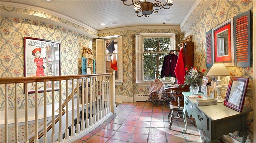 Imagen de los interiores del Hotel Petite Auberge. Foto 15