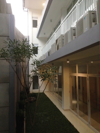 Imagen de los exteriores del Hotel Petogogan Residence. Foto 11