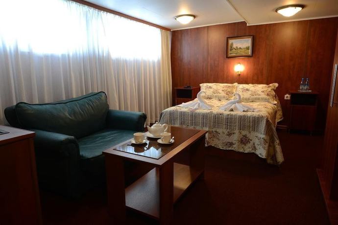 Imagen de la habitación del Hotel Petr Perviy. Foto 17