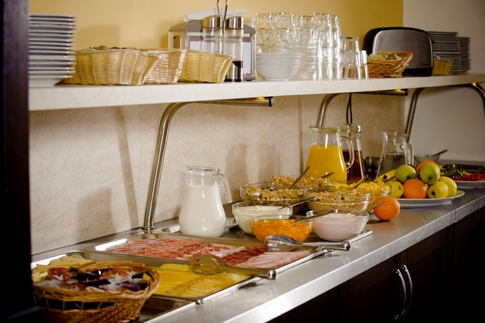 Imagen del bar/restaurante del Hotel Petr, Praga. Foto 6