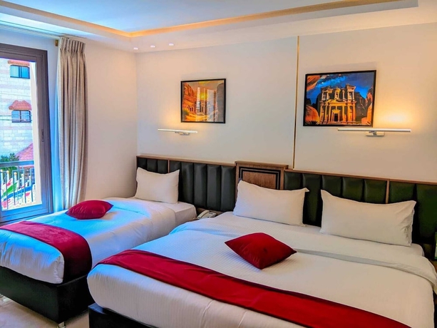 Imagen de la habitación del Hotel Petra Bermudez. Foto 2