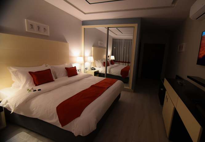 Imagen de la habitación del Hotel Petra Boutique. Foto 9