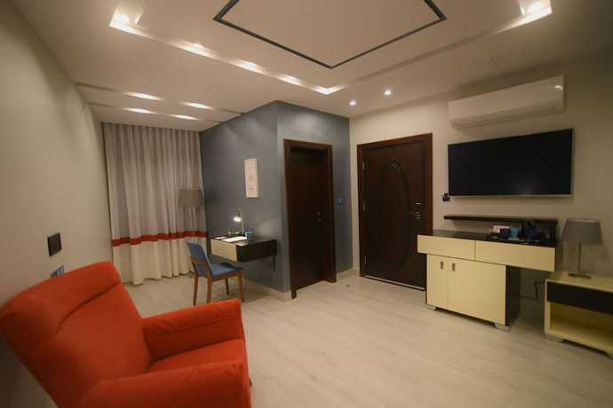 Imagen de la habitación del Hotel Petra Boutique. Foto 13