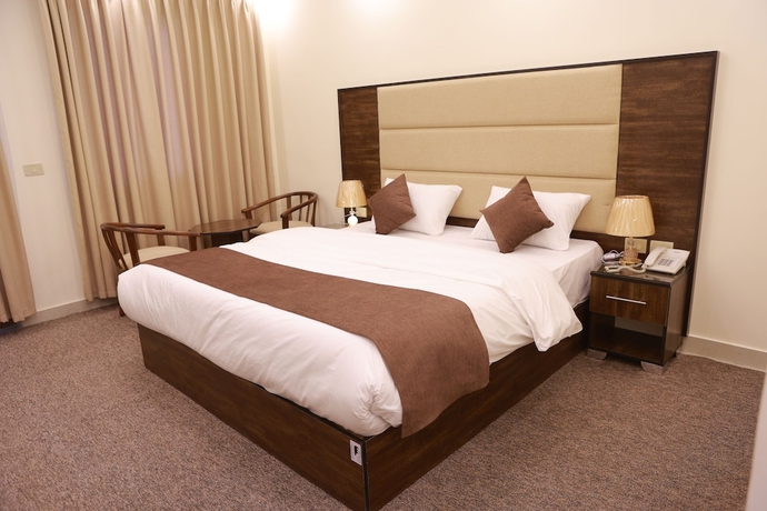 Imagen de la habitación del Hotel Petra Brothers. Foto 8