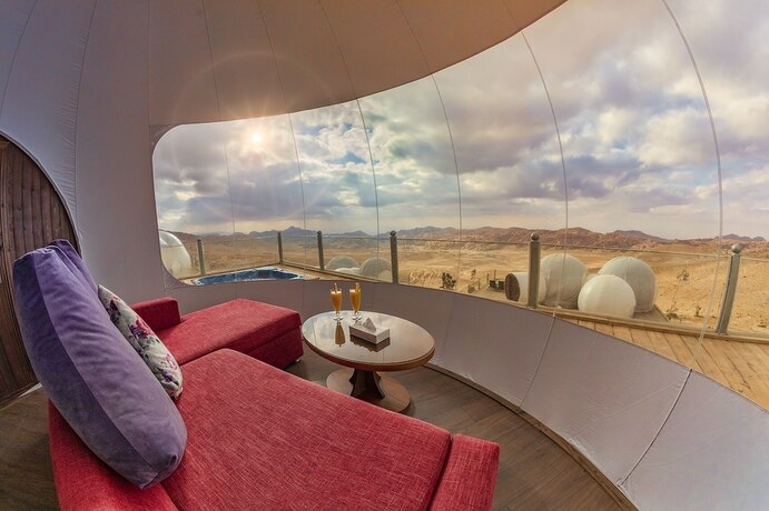 Imagen general del Hotel Petra Bubble Luxotel. Foto 12