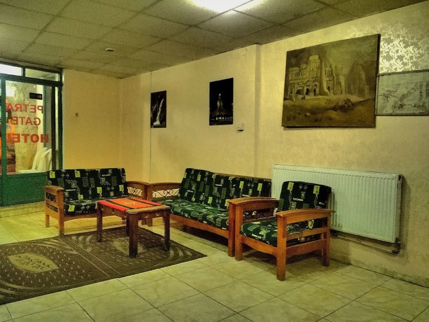 Imagen de los interiores del Hotel Petra Gate. Foto 19