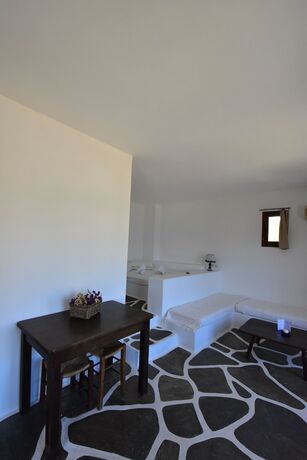 Imagen de la habitación del Hotel Petra Holiday Village. Foto 15