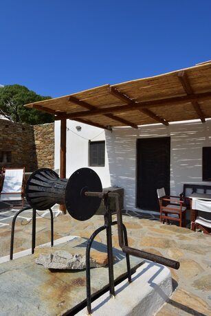 Imagen de la habitación del Hotel Petra Holiday Village. Foto 20