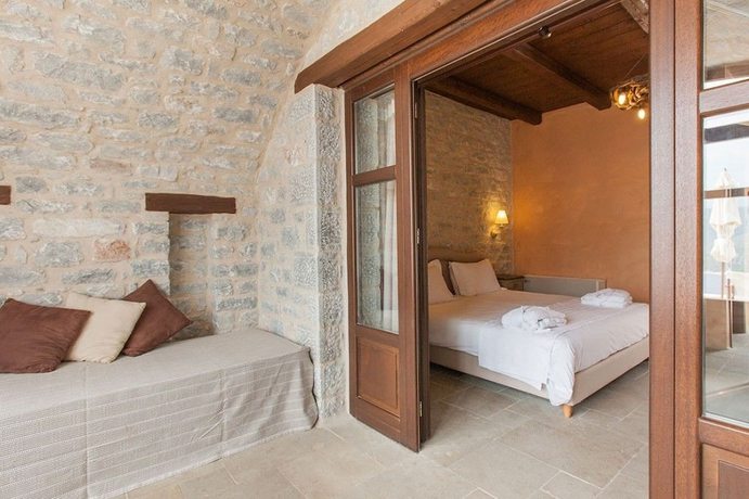 Imagen de la habitación del Hotel Petra Kai Fos Boutique Hotel and Spa. Foto 5