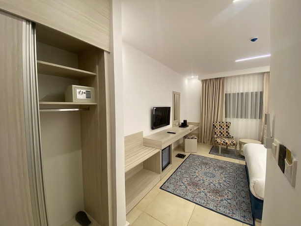 Imagen de la habitación del Hotel Petra Karam. Foto 6