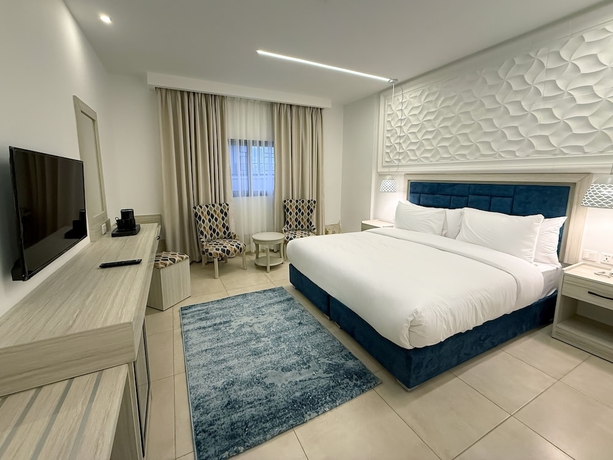 Imagen de la habitación del Hotel Petra Karam. Foto 13