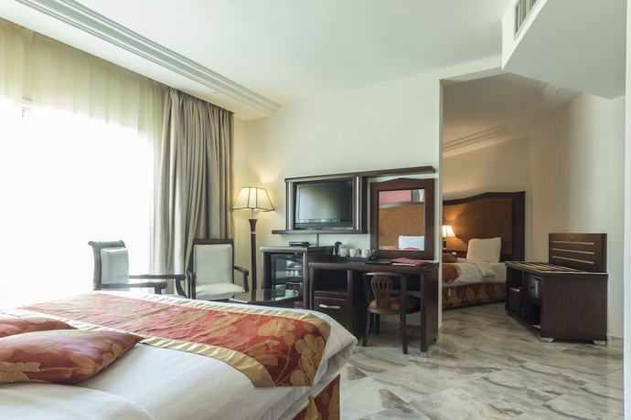 Imagen de la habitación del Hotel Petra Moon. Foto 13