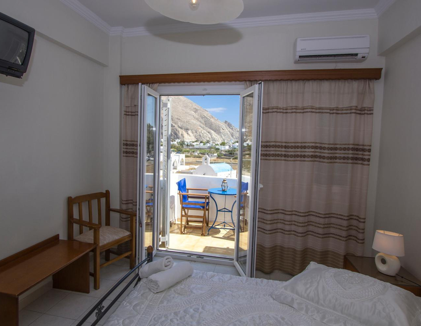 Imagen general del Hotel Petra Nera, Perissa-Perivolos. Foto 21