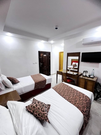 Imagen de la habitación del Hotel Petra Rocks. Foto 6