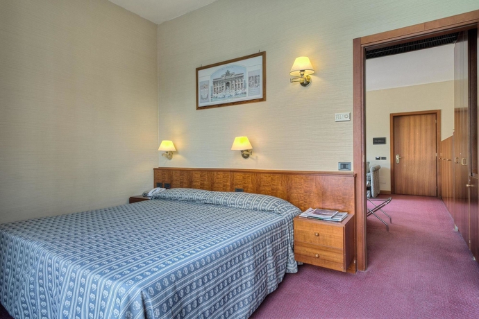 Imagen de la habitación del Hotel Petra, Romanina. Foto 3