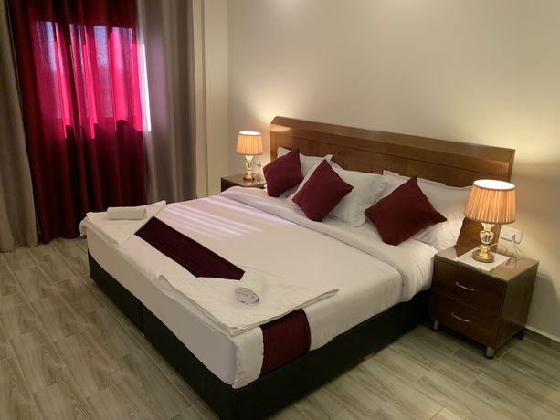 Imagen de la habitación del Hotel Petra Sky. Foto 13